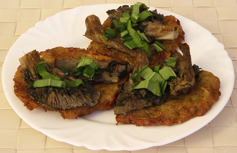 Bramboráčky s hlívou a medvědím česnekem